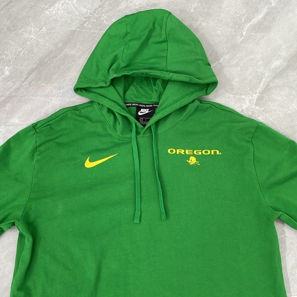 Men's Nike Green Oregon Ducks Vault SJY Club Cotton Hoodie Long Sleeve Shirt - Picture 2 of 16